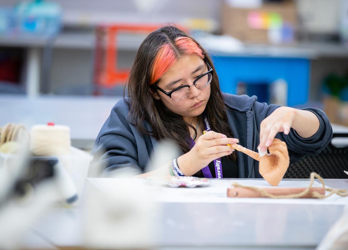Meskwaki student painting