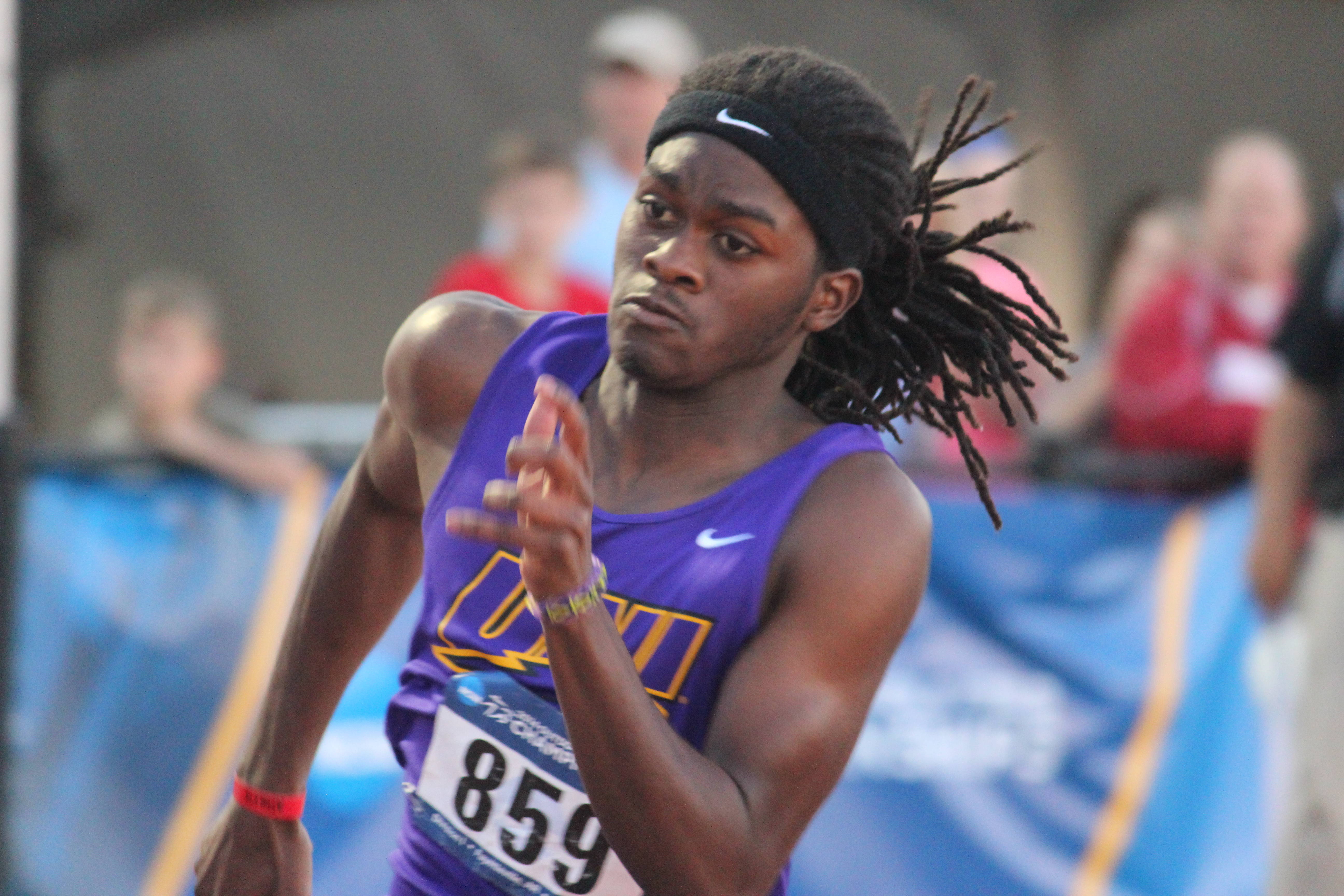 Brandon Carnes running in UNI uniform