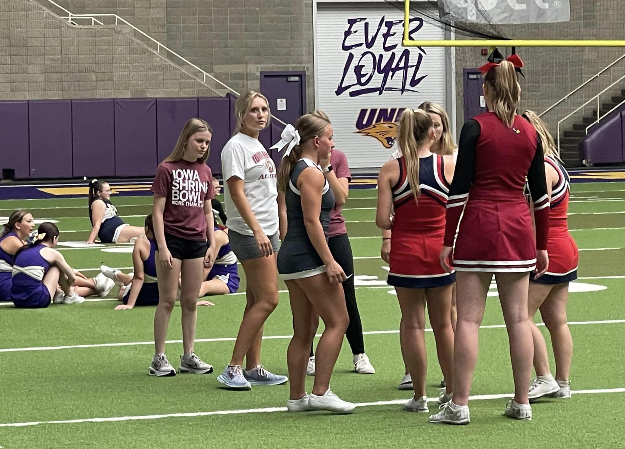 shrine bowl cheerleaders