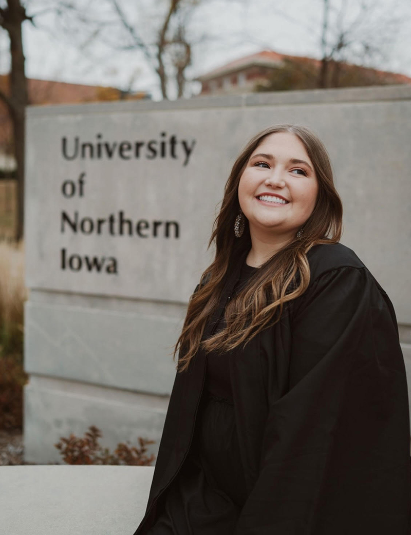 UNI student Averee Kasik on UNI's campus