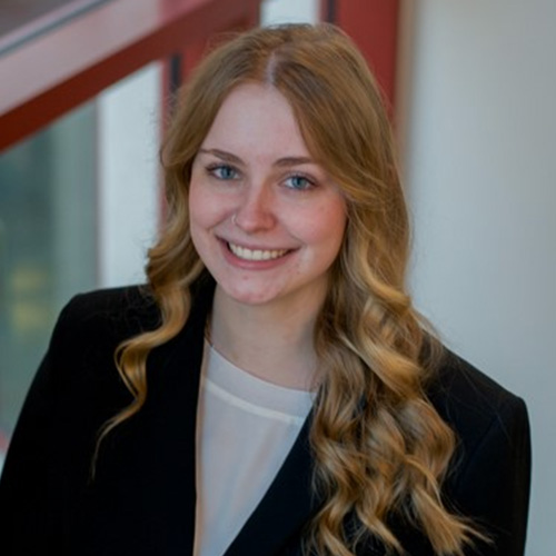 Headshot of Reagan Lommell