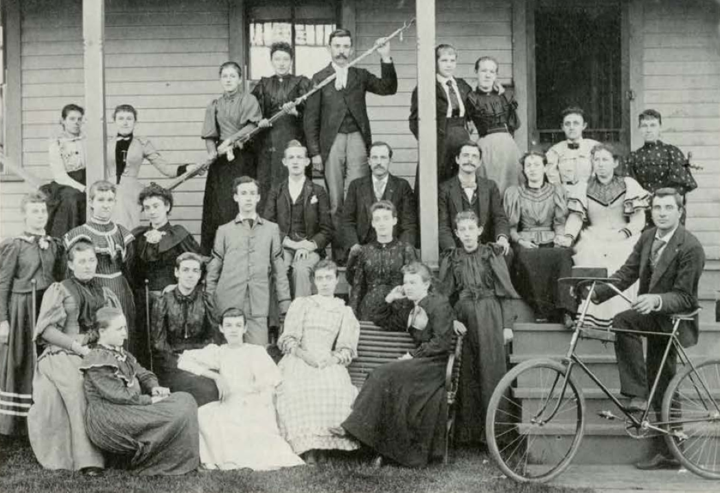 Historic image of UNI students on campus