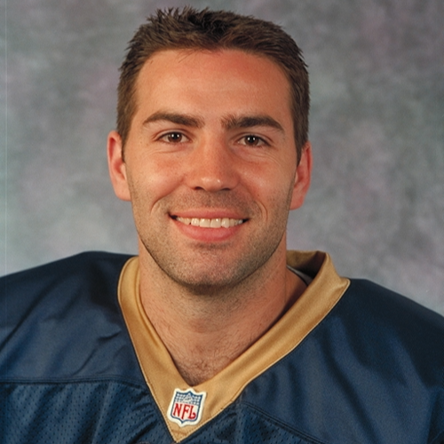 Kurt Warner playing for the Rams. 