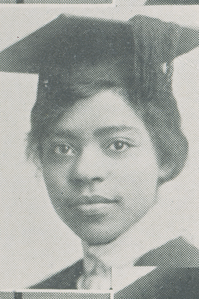 A picture of Vivian Smith from the 1916 Old Gold