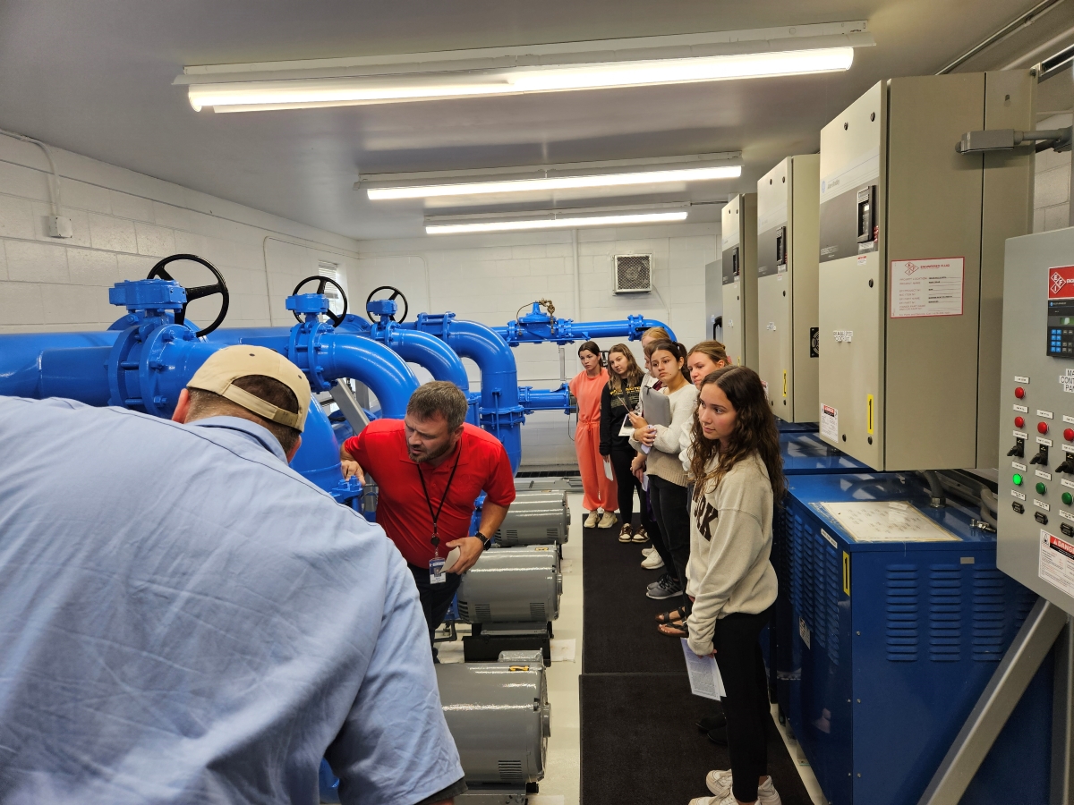 Students check out water treatment facility