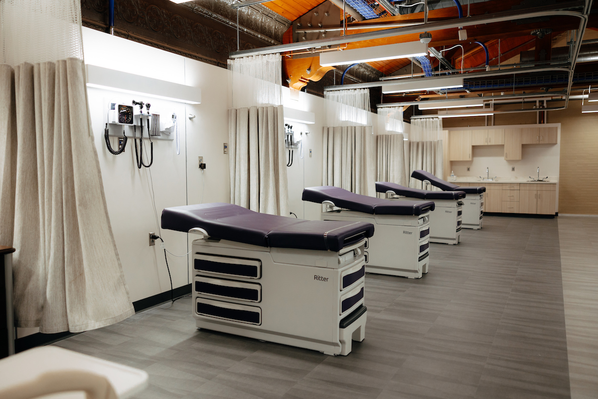 Hospital beds in simulation suite in the ITTC