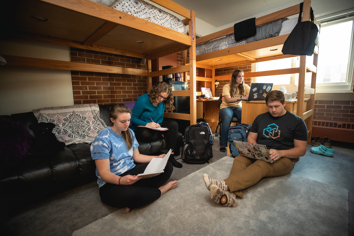UNI students studying in the dorms