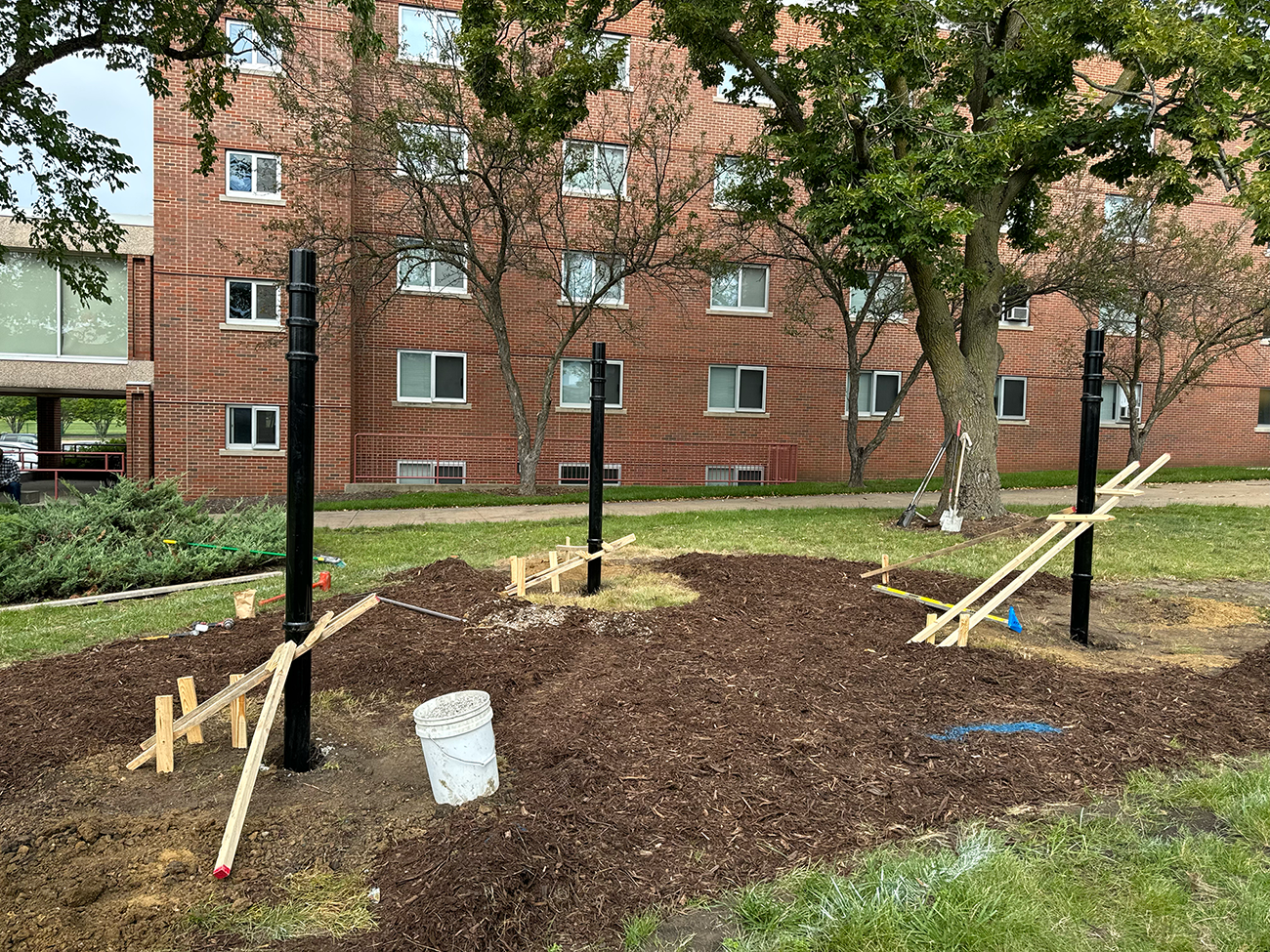 Construction for the hammock poles. 