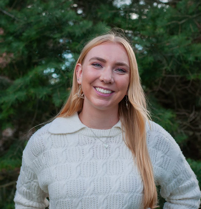 Headshot of Courtney Schreier