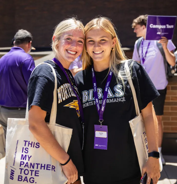 Two students at UNI orientation 