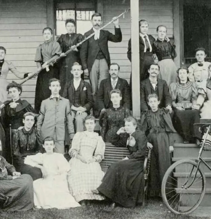 Historic image of UNI students on campus